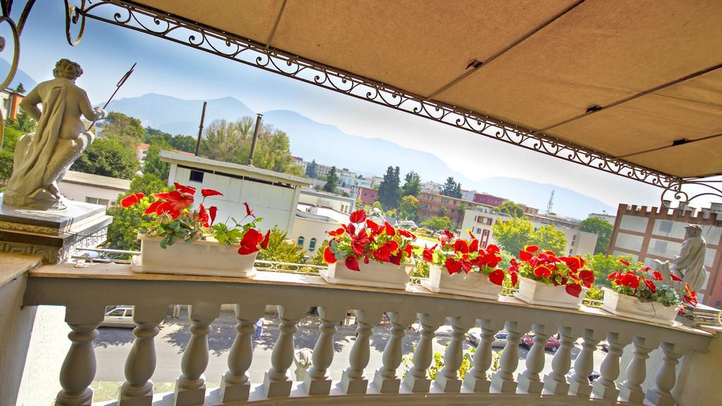 Hotel Boutique Vila Fernando Тирана Экстерьер фото