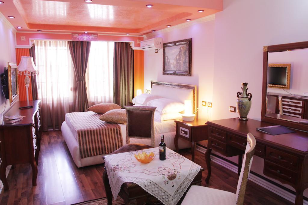 Hotel Boutique Vila Fernando Тирана Номер фото